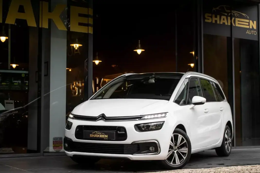 Citroën C4 Spacetourer 2019 - 10550 EUR, 304577 km - AUTO.MOTO.pt - 304577km - foto 1 de 45