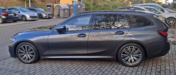 BMW 320 2020 - 29990 EUR, 130000 km - AUTO.MOTO.pt - 130000km - foto 4 de 42