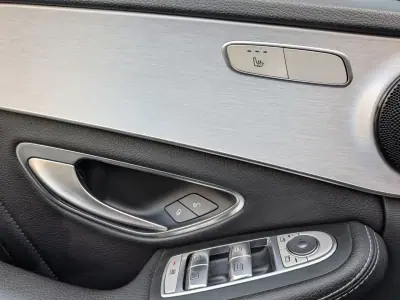 Mercedes-Benz C 200 2018 - 19900 EUR, 220000 km - AUTO.MOTO.pt - 220000km - foto 5 de 17