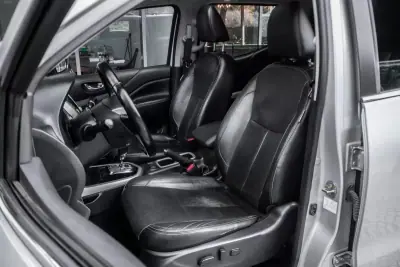 Nissan Navara 2020 - 32490 EUR, 120713 km - AUTO.MOTO.pt - 120713km - foto 31 de 48