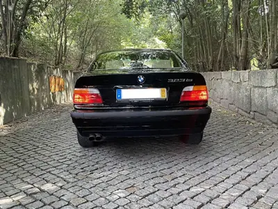 BMW 323 1998 - 19900 EUR, 160000 km - AUTO.MOTO.pt - 160000km - foto 19 de 68