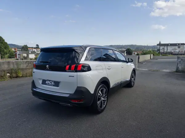 Peugeot 5008 2018 - 18990 EUR, 164000 km - AUTO.MOTO.pt - 164000km - foto 7 de 48