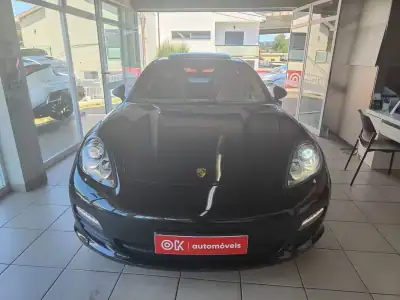 Porsche Panamera 2012 - 41990 EUR, 58000 km - AUTO.MOTO.pt - 58000km - foto 4 de 42