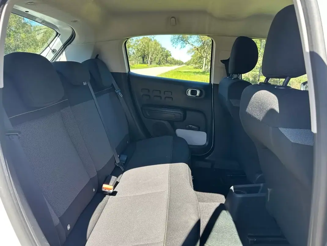 Citroën C3 2018 - 10950 EUR, 128000 km - AUTO.MOTO.pt - 128000km - foto 8 de 12