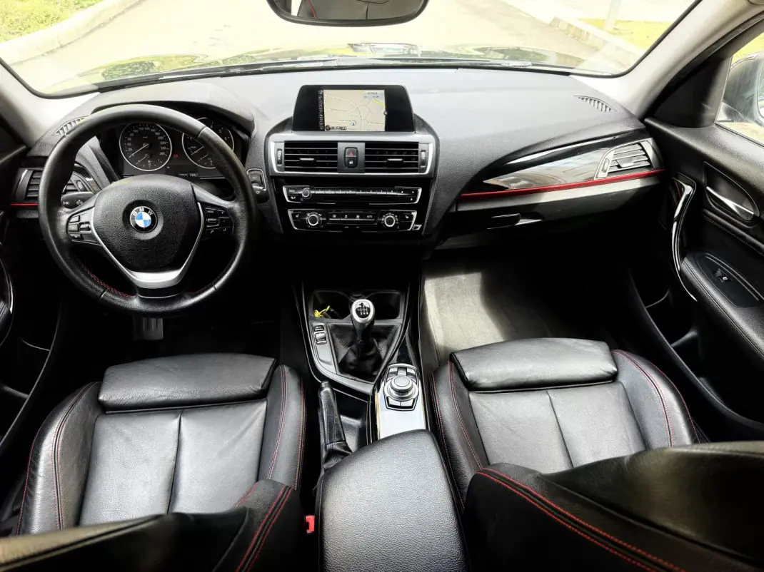 BMW 116 2016 - 11750 EUR, 180000 km - AUTO.MOTO.pt - 180000km - foto 12 de 15