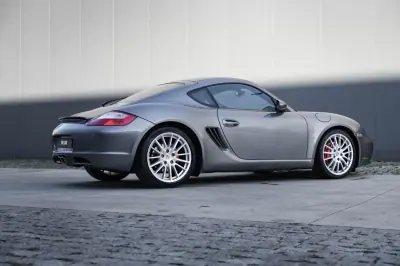 Porsche Cayman 2007 - 43000 EUR, 145000 km - AUTO.MOTO.pt - 145000km - foto 4 de 43