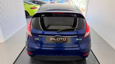 Ford Fiesta 2015 - 8990 EUR, 144693 km - AUTO.MOTO.pt - 144693km - foto 7 de 26