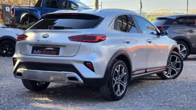 Kia XCeed 2022 - 17500 EUR, 75020 km - AUTO.MOTO.pt - 75020km - foto 3 de 25