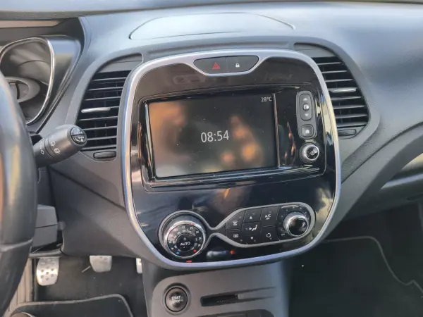 Renault Captur 2017 - 9900 EUR, 203500 km - 203500km - foto 9 de 14