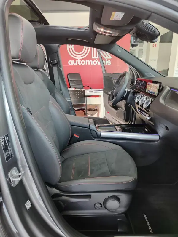 Mercedes-Benz GLA 200 2024 - 41500 EUR, 34500 km - AUTO.MOTO.pt - 34500km - foto 24 de 44
