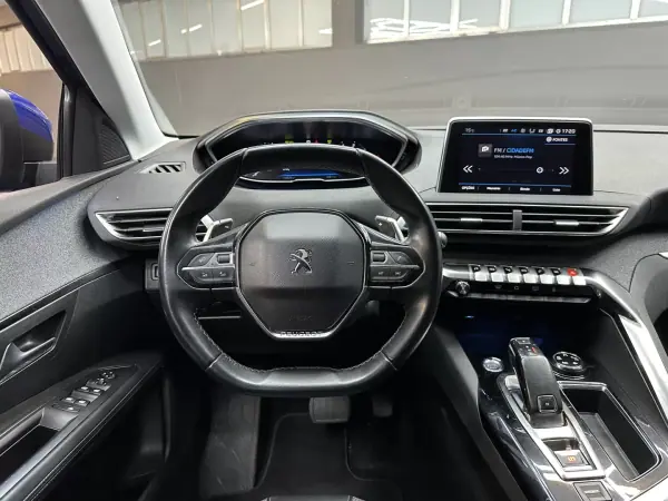 Peugeot 3008 2020 - 17000 EUR, 142000 km - AUTO.MOTO.pt - 142000km - foto 15 de 42