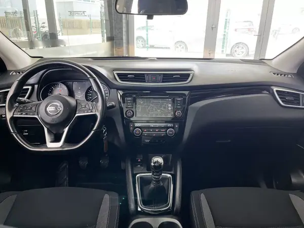 Nissan Qashqai 2019 - 18900 EUR, 106352 km - AUTO.MOTO.pt - 106352km - foto 10 de 22