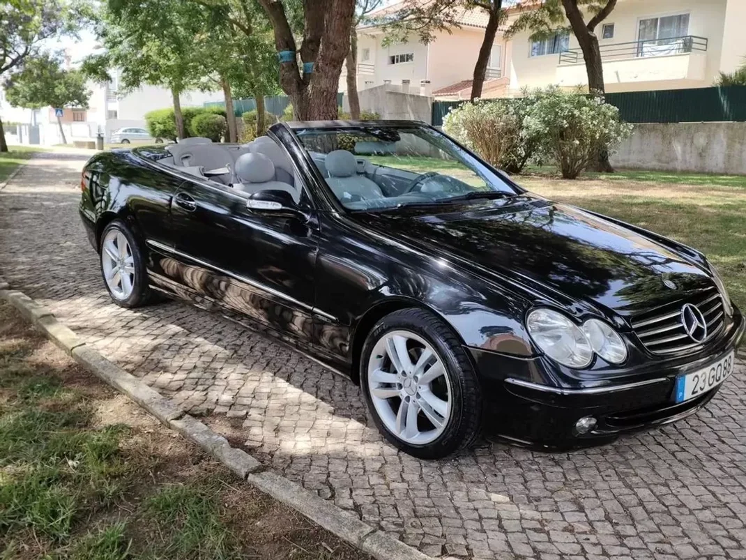 Mercedes-Benz CLK 200 2004 - 9990 EUR, 204000 km - AUTO.MOTO.pt - 204000km - foto 7 de 14