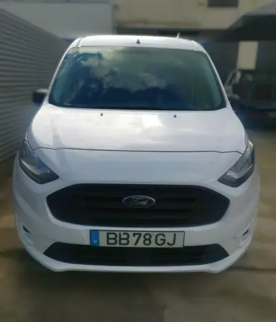 Ford TRANSIT 2.0 D 170 CV L4H4 2023 - 13500 EUR, 81737 km - AUTO.MOTO.pt - 81737km - foto 2 de 10