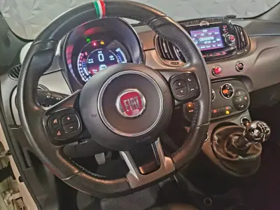 Fiat 500 2018 - 13990 EUR, 88606 km - AUTO.MOTO.pt - 88606km - foto 28 de 35
