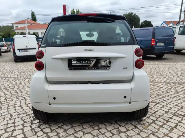 Smart ForTwo Coupé 2011 - 6900 EUR, 115000 km - 115000km - foto 7 de 23