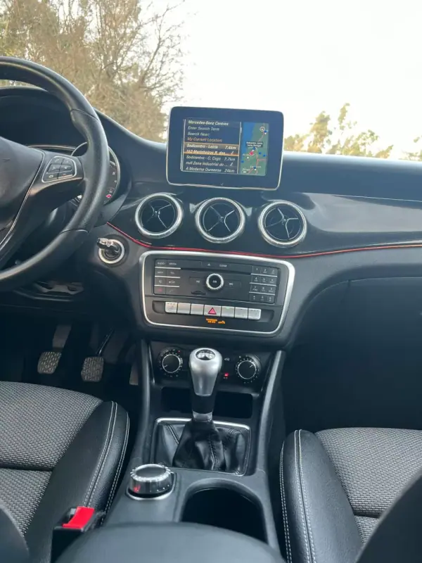 Mercedes-Benz CLA 180 2017 - 18650 EUR, 124000 km - AUTO.MOTO.pt - 124000km - foto 38 de 38