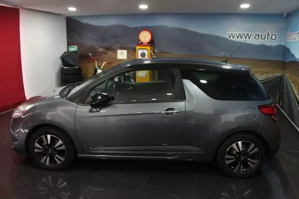 Citroën DS3 2010 - 8500 EUR, 202000 km - AUTO.MOTO.pt - 202000km - foto 6 de 16