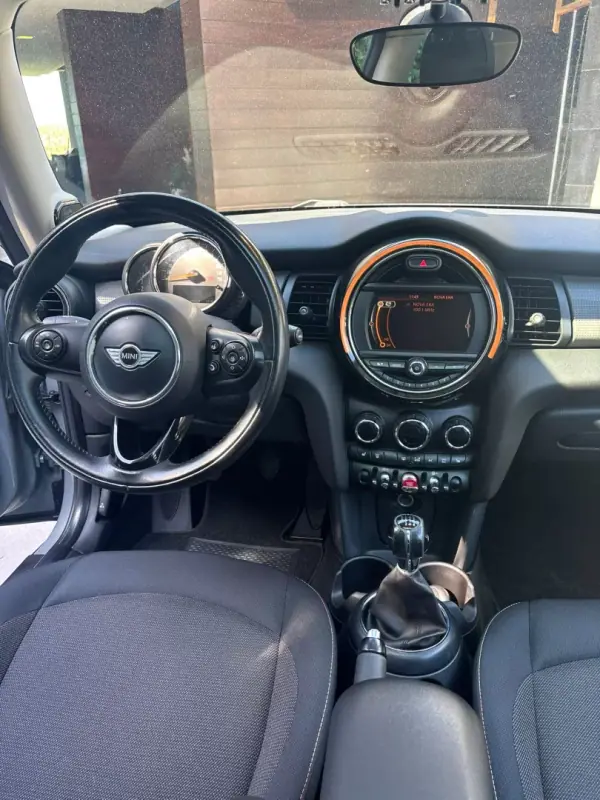 MINI Cooper 2016 - 13900 EUR, 160000 km - AUTO.MOTO.pt - 160000km - foto 14 de 24