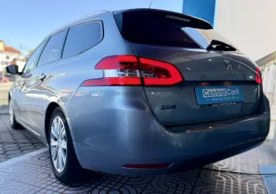 Peugeot 308 SW 2019 - 10950 EUR, 114000 km - 114000km - foto 7 de 25