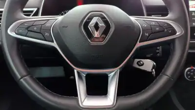 Renault Clio 2021 - 14890 EUR, 67292 km - AUTO.MOTO.pt - 67292km - foto 31 de 67