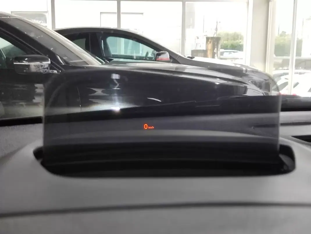 BMW 218 Gran Tourer 2015 - 17250 EUR, 190800 km - AUTO.MOTO.pt - 190800km - foto 20 de 35