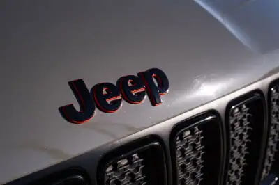 Jeep Renegade 2020 - 27500 EUR, 24000 km - AUTO.MOTO.pt - 24000km - foto 7 de 42