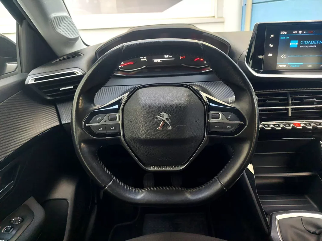 Peugeot 208 2020 - 17900 EUR, 94355 km - AUTO.MOTO.pt - 94355km - foto 15 de 23