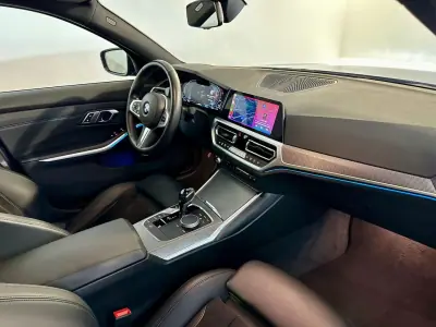 BMW 330e 2019 - 29750 EUR, 99000 km - AUTO.MOTO.pt - 99000km - foto 13 de 46