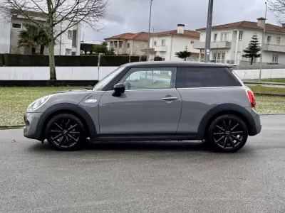 MINI Cooper 2018 - 21990 EUR, 165000 km - AUTO.MOTO.pt - 165000km - foto 3 de 31