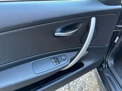 BMW 120 2013 - 17500 EUR, 154360 km - AUTO.MOTO.pt - 154360km - foto 28 de 46