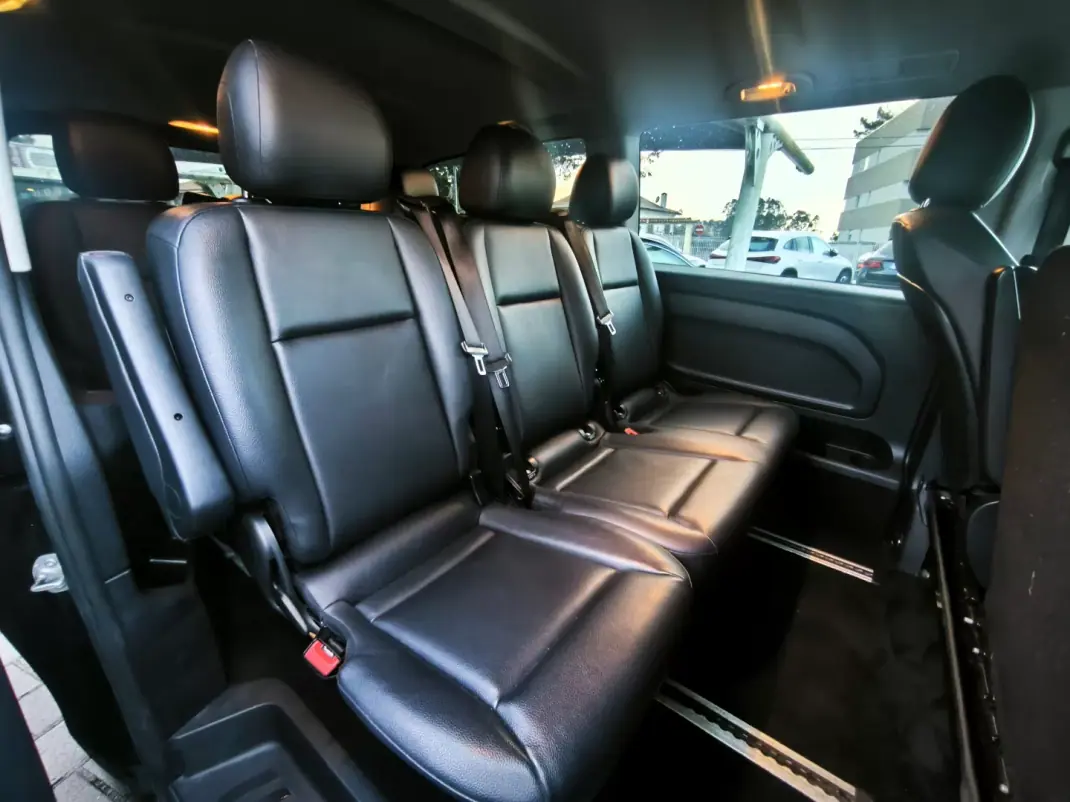 Mercedes-Benz Vito Tourer 2022 - 47950 EUR, 98000 km - AUTO.MOTO.pt - 98000km - foto 7 de 12