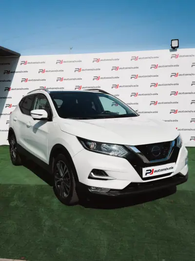 Nissan Qashqai 2017 - 16500 EUR, 140072 km - 140072km - foto 4 de 17