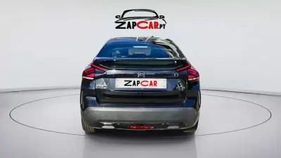 Citroën e-C4 2023 — foto 4 de 15