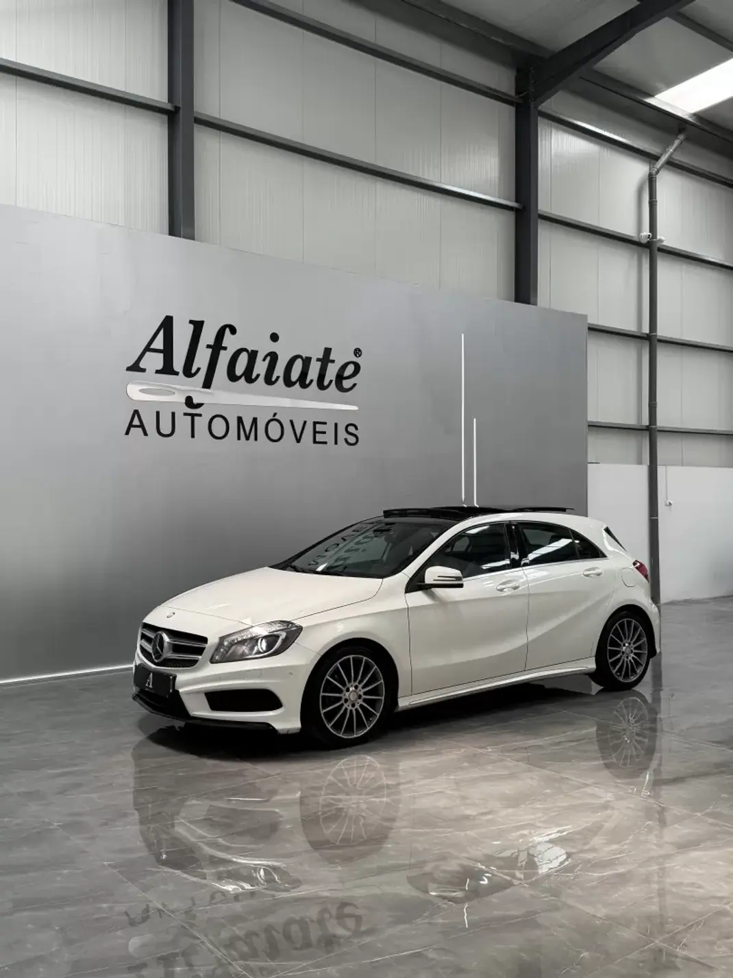 Mercedes-Benz A 180 2015 - 18990 EUR, 117000 km - AUTO.MOTO.pt - 117000km - foto 15 de 36