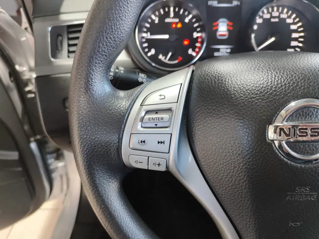 Nissan Pulsar 2016 - 9500 EUR, 102000 km - 102000km - foto 29 de 36