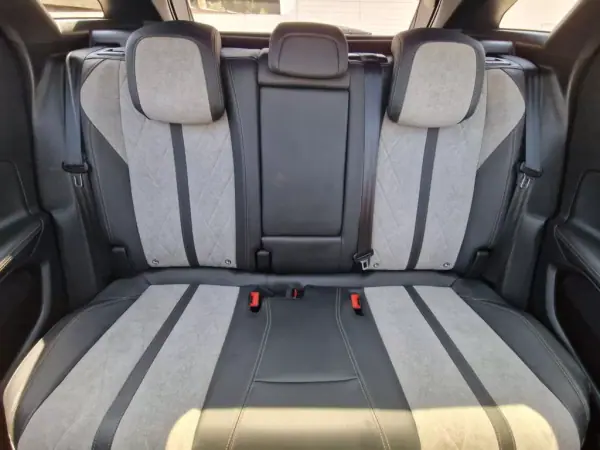 Peugeot 3008 2020 - 30499 EUR, 65405 km - AUTO.MOTO.pt - 65405km - foto 48 de 63