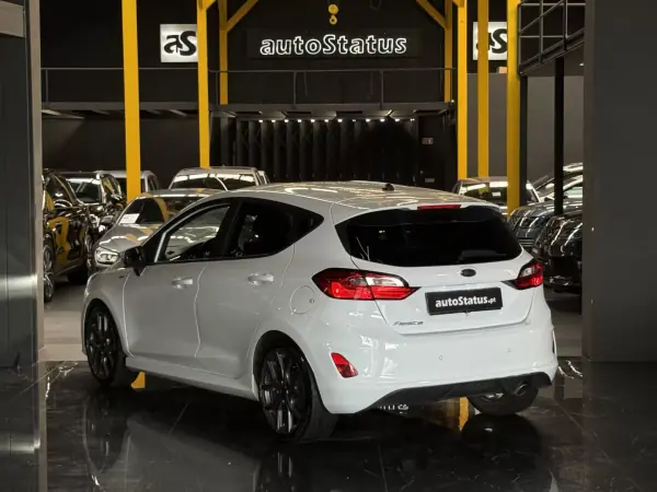 Ford Fiesta 2022 - 14990 EUR, 90159 km - AUTO.MOTO.pt - 90159km - foto 6 de 34