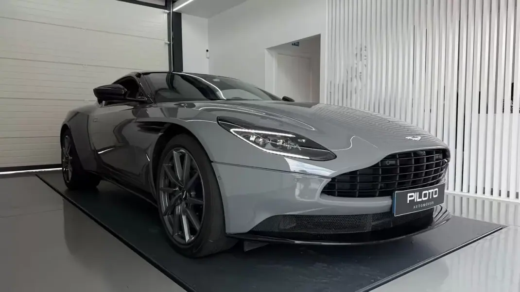 Aston Martin DB11 Coupé 2020 - 149990 EUR, 48409 km - 48409km - foto 6 de 38