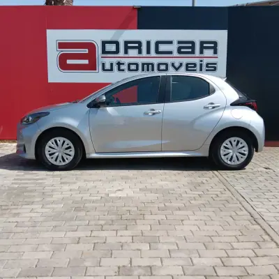 Toyota Yaris 2021 - 17490 EUR, 28569 km - AUTO.MOTO.pt - 28569km - foto 12 de 19