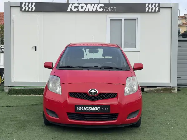Toyota Yaris 2010 - 5990 EUR, 218000 km - AUTO.MOTO.pt - 218000km - foto 2 de 29