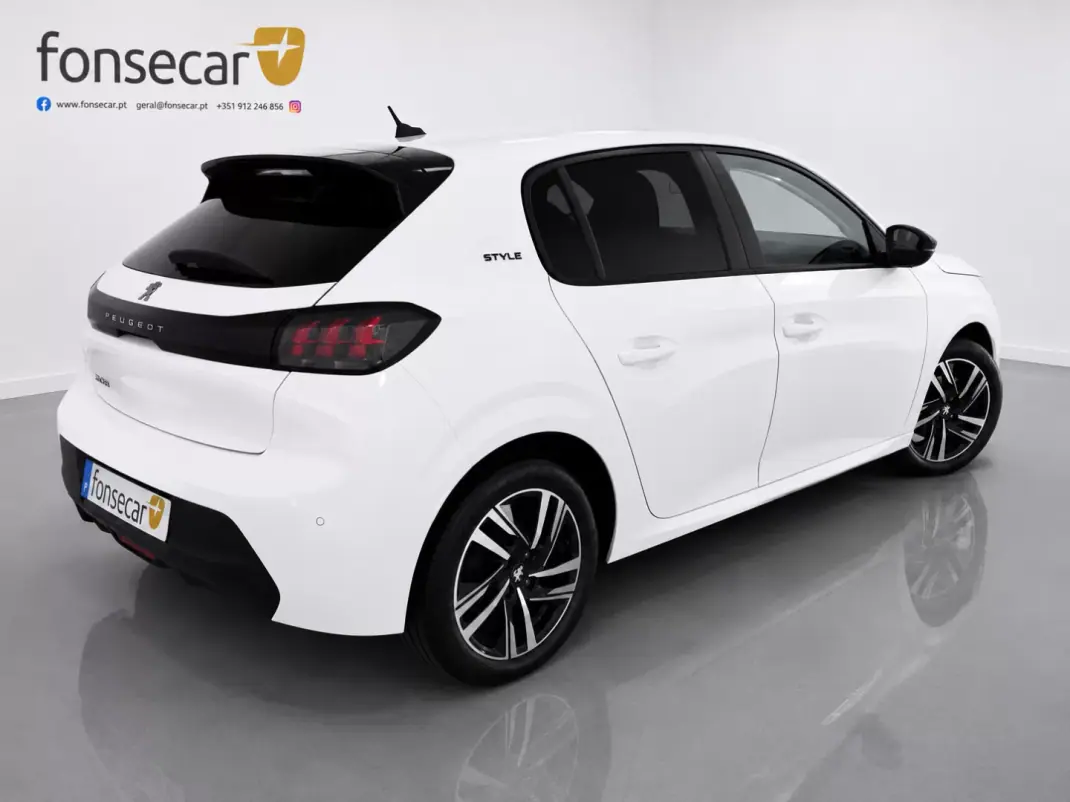 Peugeot 208 2023 - 14990 EUR, 33628 km - AUTO.MOTO.pt - 33628km - foto 4 de 16