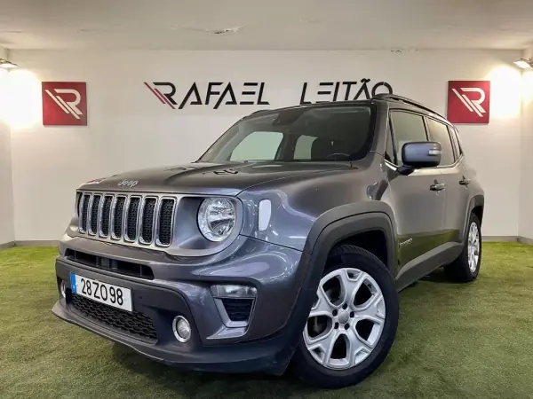 Jeep Renegade 2019 - 15950 EUR, 142000 km - AUTO.MOTO.pt - 142000km - foto 2 de 24