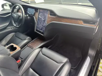 Tesla Model S 2019 - 27990 EUR, 181940 km - AUTO.MOTO.pt - 181940km - foto 9 de 29