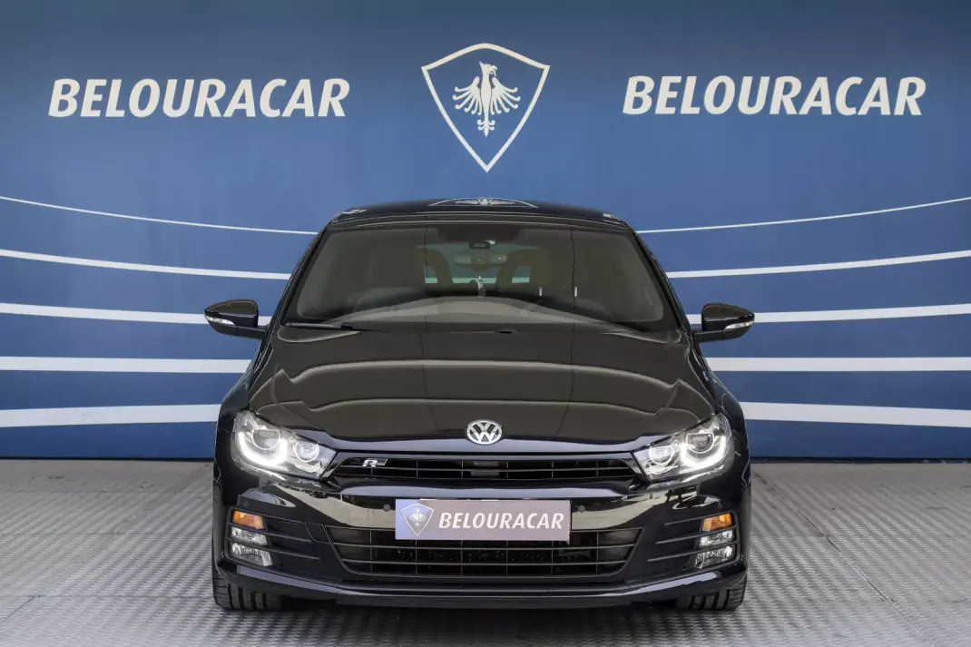 Volkswagen Scirocco 2017 - 24900 EUR, 110570 km - 110570km - foto 2 de 19