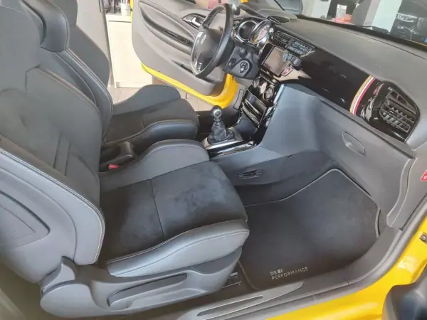 DS DS3 2016 - 17500 EUR, 48000 km - AUTO.MOTO.pt - 48000km - foto 15 de 34