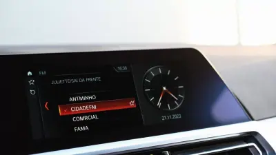BMW 320 2020 - 29999 EUR, 166000 km - AUTO.MOTO.pt - 166000km - foto 21 de 58