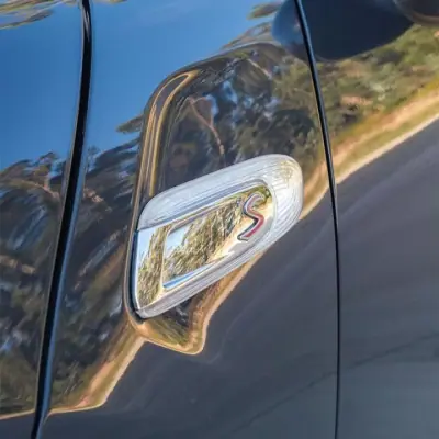 MINI Cooper 2015 - 19999 EUR, 172000 km - AUTO.MOTO.pt - 172000km - foto 9 de 24