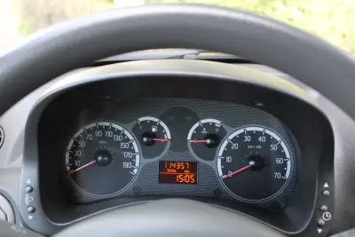 Fiat Panda 2010 - 4500 EUR, 114357 km - AUTO.MOTO.pt - 114357km - foto 21 de 23