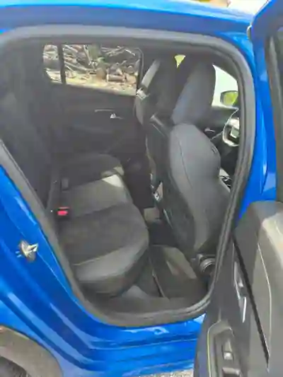 Peugeot 208 2021 - 14250 EUR, 119000 km - AUTO.MOTO.pt - 119000km - foto 11 de 15